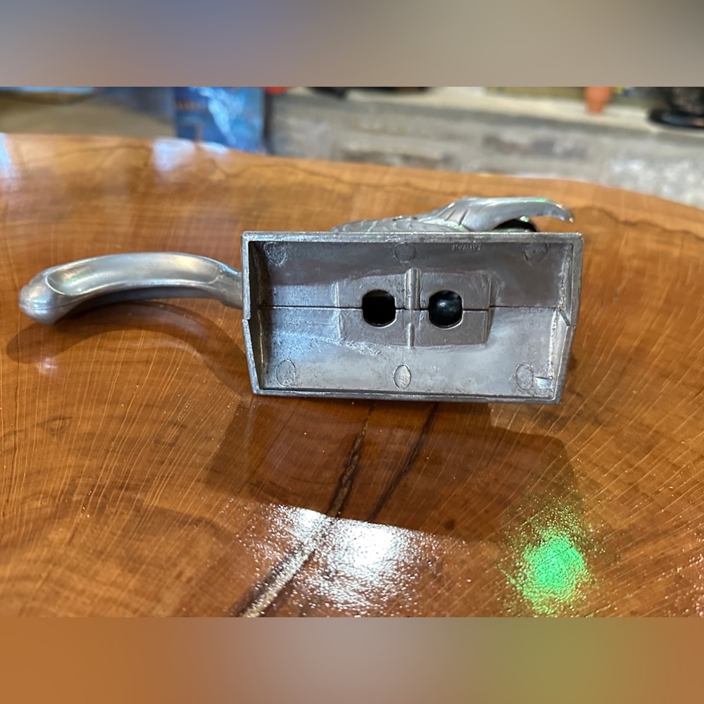 Squirrel Nut cracker - Picture 14 of 14